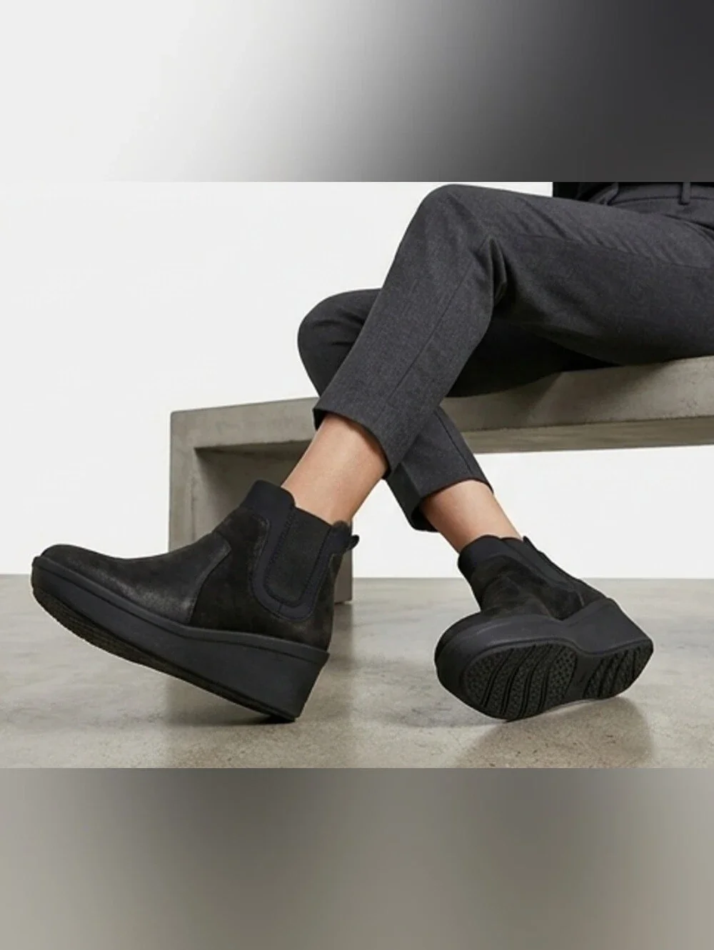 Clarks Cloudsteppers Super Lightweight Black Chelsea PullOnPlatform Booties US 8